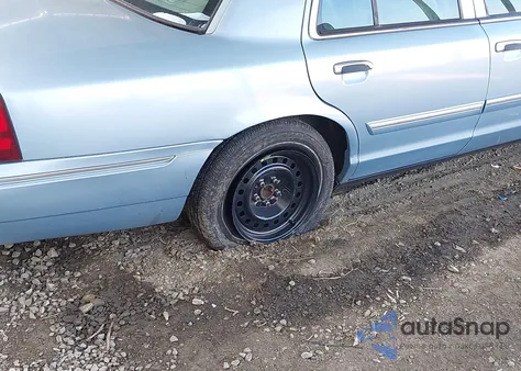 2009 Mercury Grand Marquis Ls (Fleet Only) из США, поврежденный, VIN 2MEHM75VX9X609405